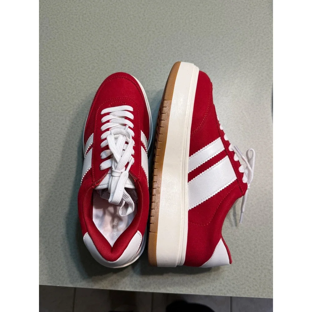 Madden Girl Red Platform Sneakers‎ White Stripe Lace Up Size 8.5 B12B